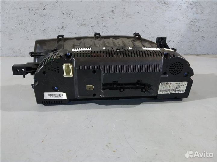 Панель приборов Mercedes S-Class W221