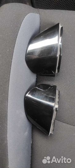 Продам заглушки на руль mitsubishi