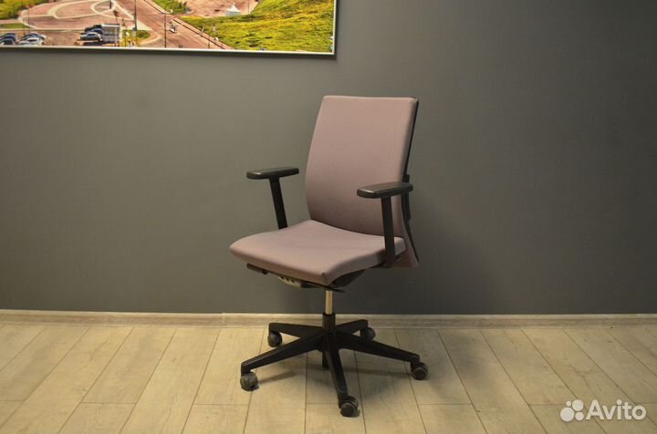 Кресло компьютерное Haworth Comforto Германия