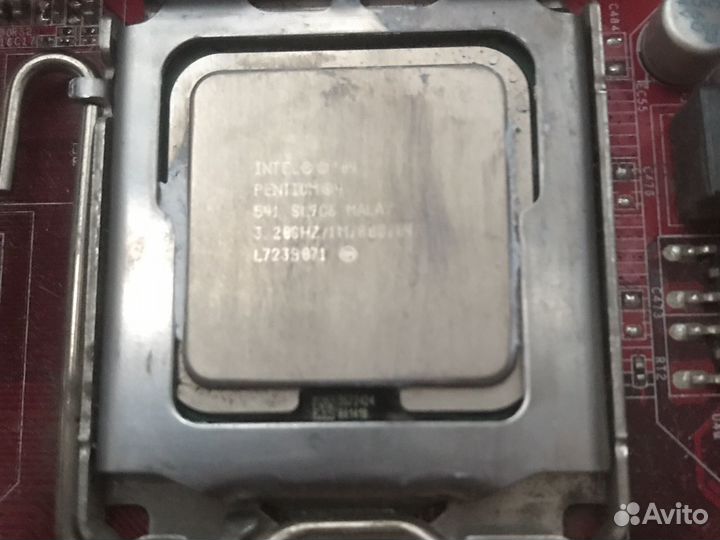 Материнская плата MS-7210