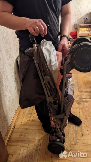 Коляска прогулочная трость Maclaren