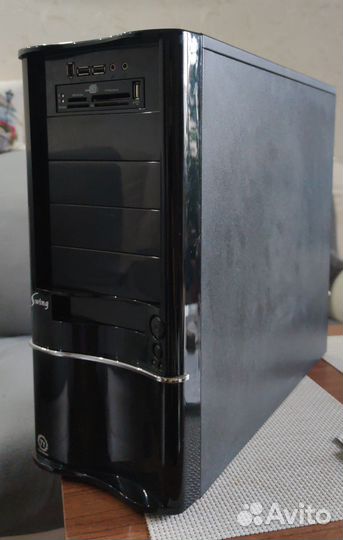 Корпус для компьютера Thermaltake Swing с USB 3.0