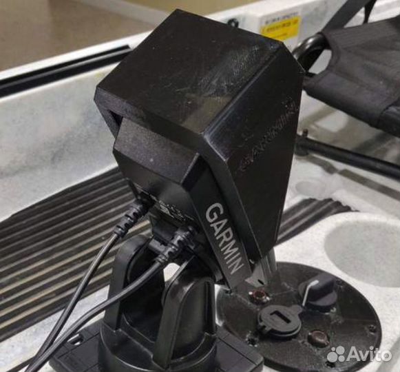 Солнцезащитный козырек Garmin Striker 4 Plus