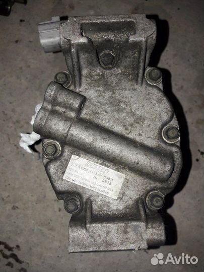 Компрессор кондиционера Toyota Corolla E120