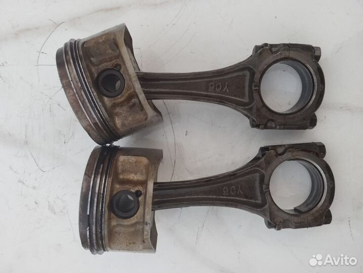 Шатун с поршнем Yamaha V-Max 1200