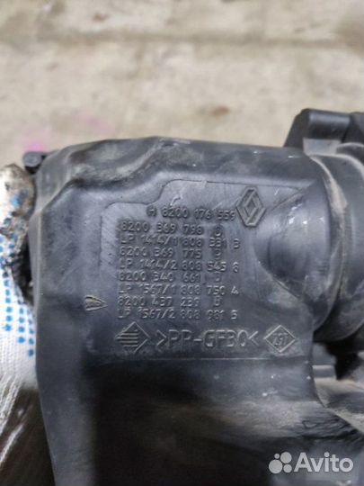 Корпус воздушного фильтра Renault Megane 2