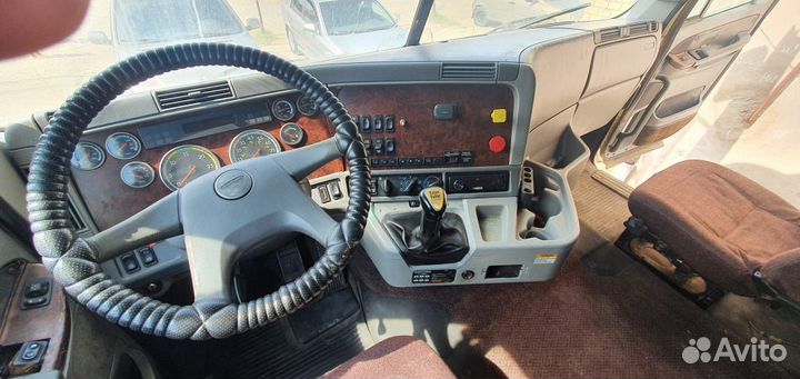 Freightliner Argosy, 1999