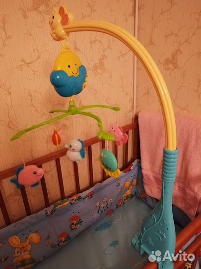 Музыкальная карусель на кроватку