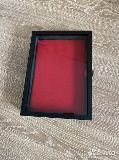 Витрина, шкатулка, бокс для орденов и медалей