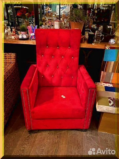 Кресло-трон красное