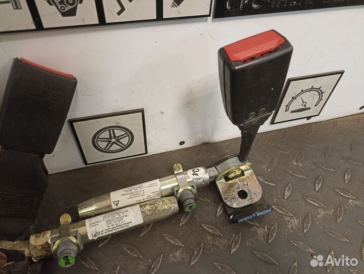 Ответная часть ремня Mercedes Benz W203