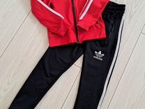 Спортивный костюм adidas