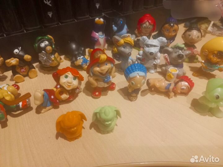 Старые киндеры игрушки 30 шт