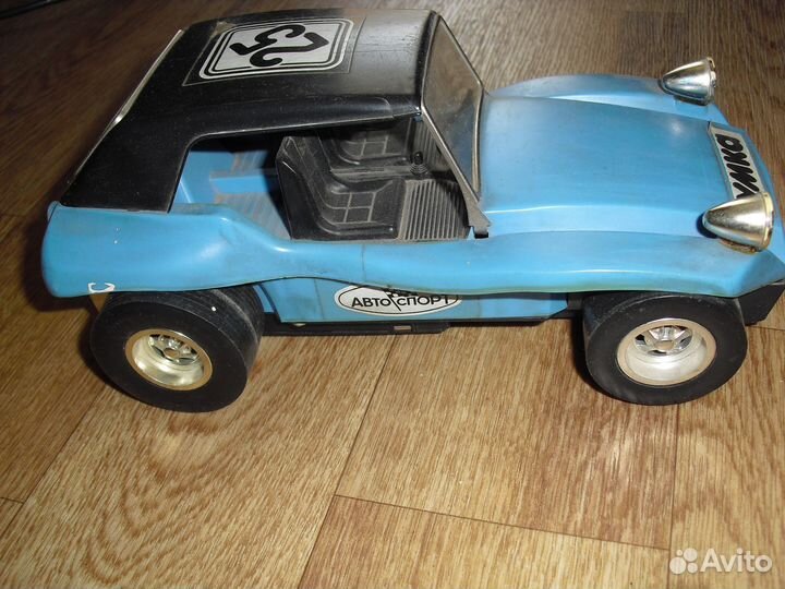 Машинка Умка