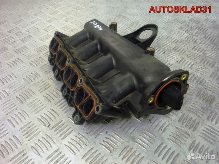Коллектор впускной Opel Astra H 55189595