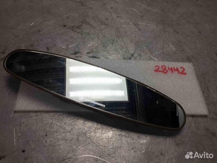 Зеркало заднего вида
