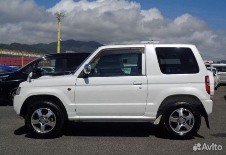 Mitsubishi Pajero Mini 0.7 AT, 2012, 84 000 км