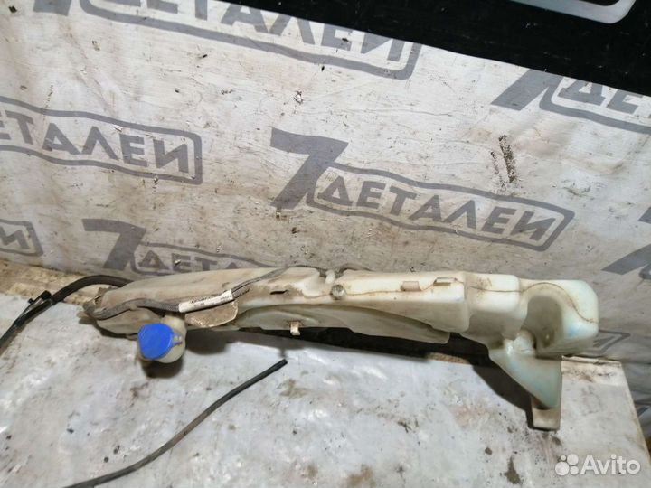 Бачок омывателя Ford Focus 2