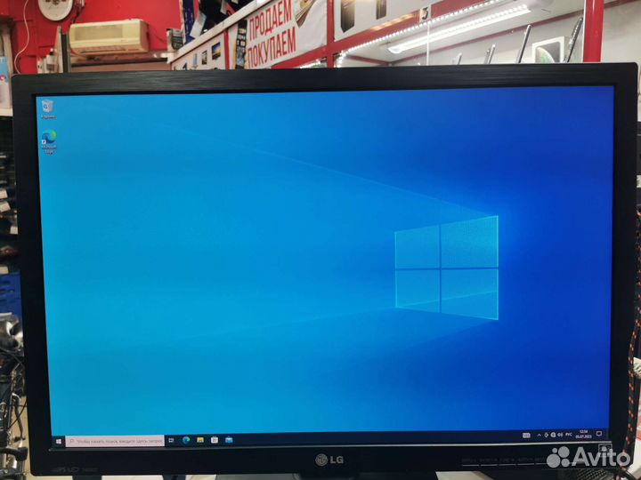 Монитор 24 дюйма LG