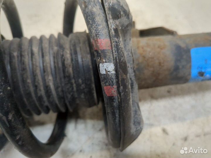 Амортизатор подвески Volkswagen Touran, 2005