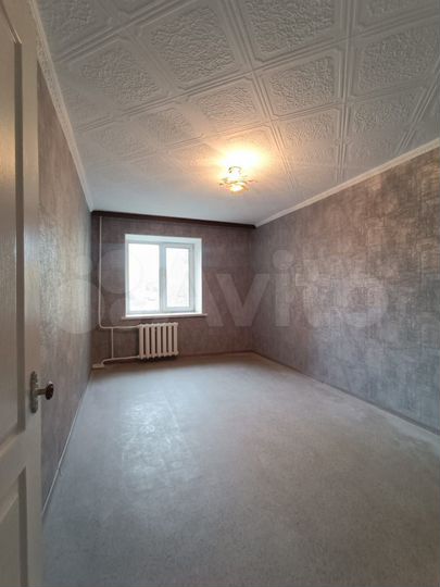 4-к. квартира, 76 м², 1/5 эт.