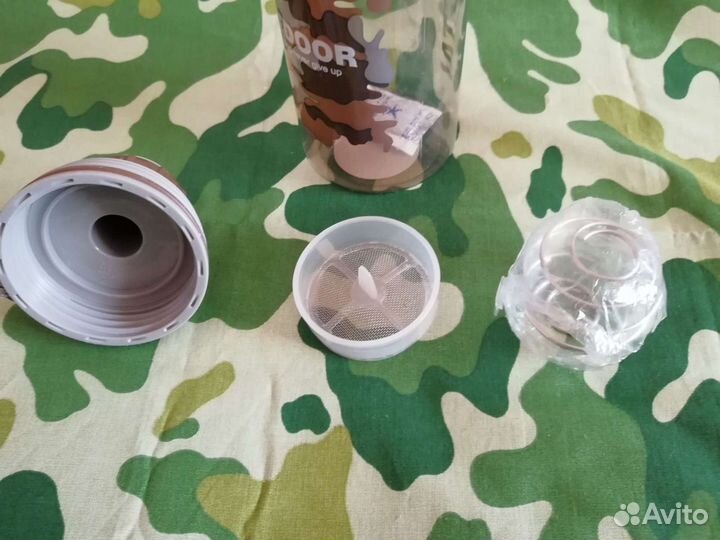 Спортивная бутылка