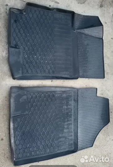 Резиновые коврики на KIA RIO Х Line