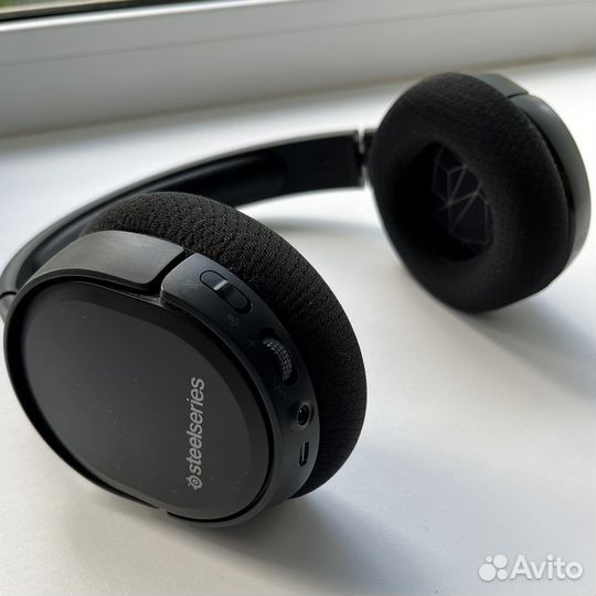 Беспроводные наушники SteelSeries Arctis Wireless