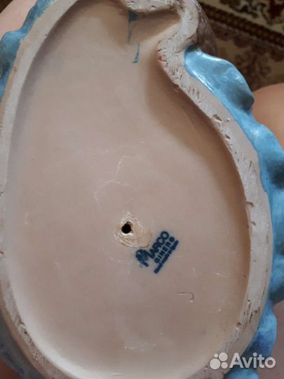 Статуэтка девушка с кувшином