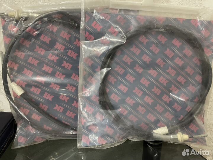 Трос стояночного тормоза Mercedes Benz