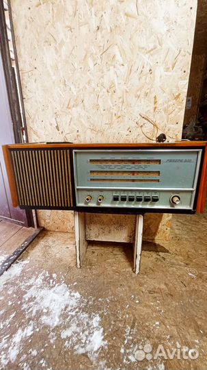 Радиола рекорд 301