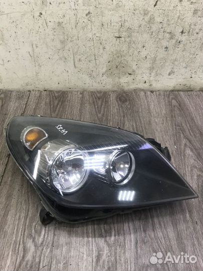 Фара передняя правая Opel Astra H хетчбэк 3-Х дв