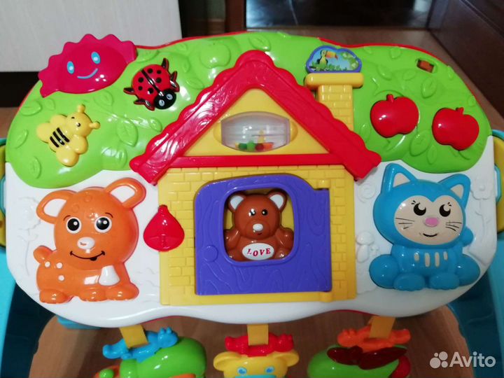 Музыкальная игрушка для малышей