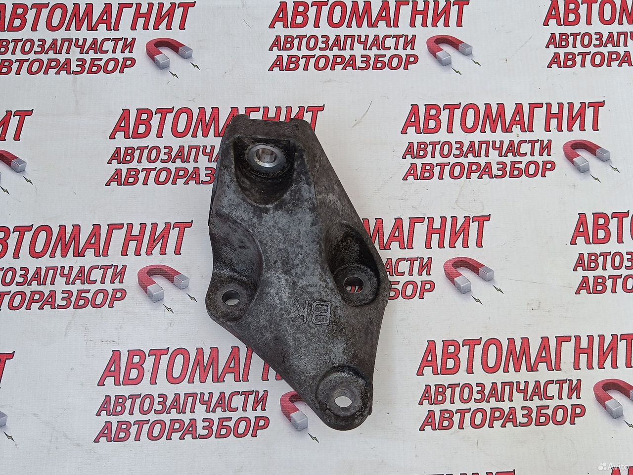 Кронштейн крепления двигателя Тойота Рав 4 ха50