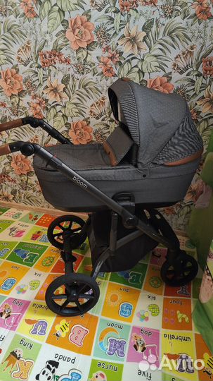 Коляска Roan Bloom 3в 1