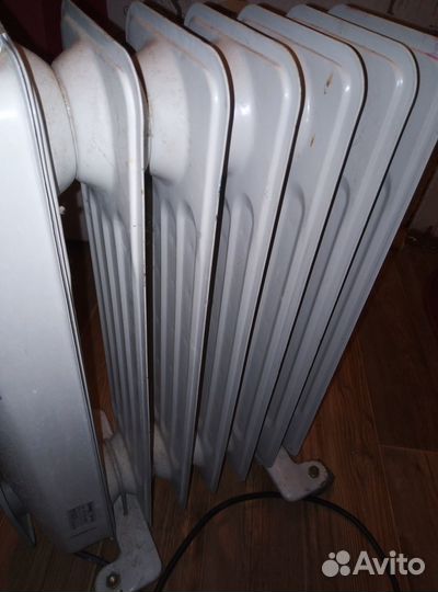 Электрообогреватель масляный продам
