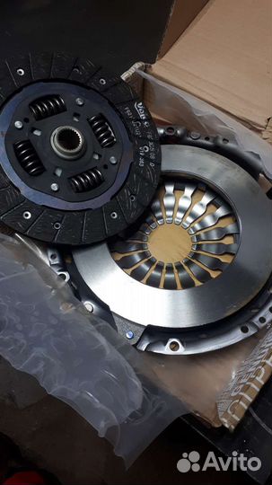 Диск сцепления и корзина новое на Рено Меган