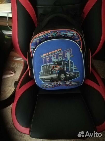 Детский чемодан на колесиках