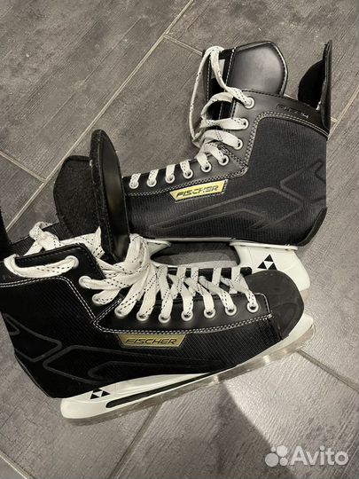Коньки хоккейные fisher