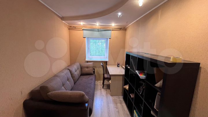 Комната 15 м² в 3-к., 1/5 эт.