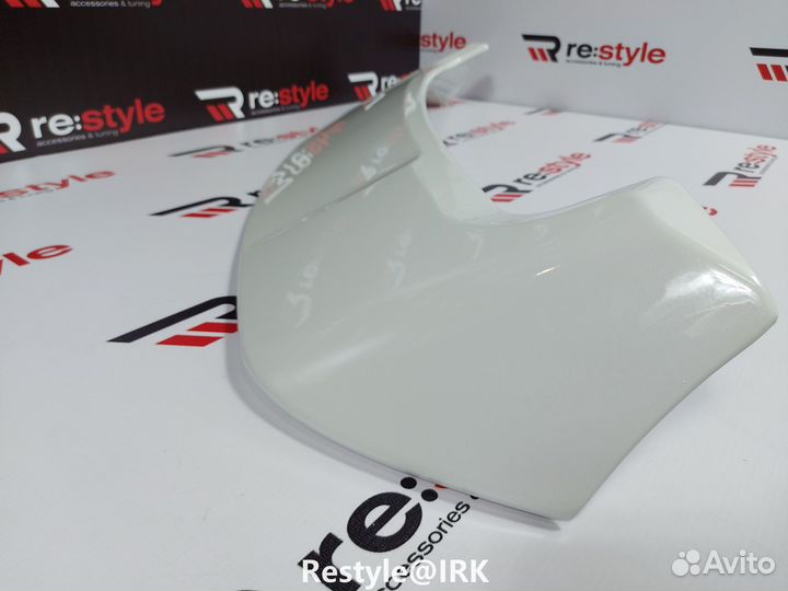 Спойлер Наверх Mitsubishi Outlander 12-19г Белый