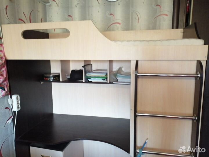 3 в 1 кровать письменный стол и шкаф с полками