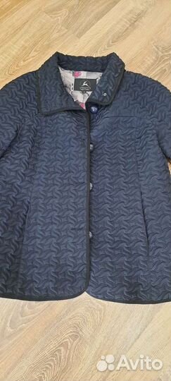 Продам куртку осень-весна. Размер 48