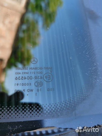 Стекло двери правое Mercedes-Benz Vito 639