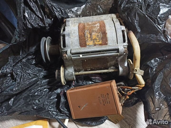 Мотор от стиральной машины СССР