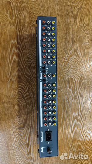 Les DS-116R-VR Усилитель-распределитель 1 в 16