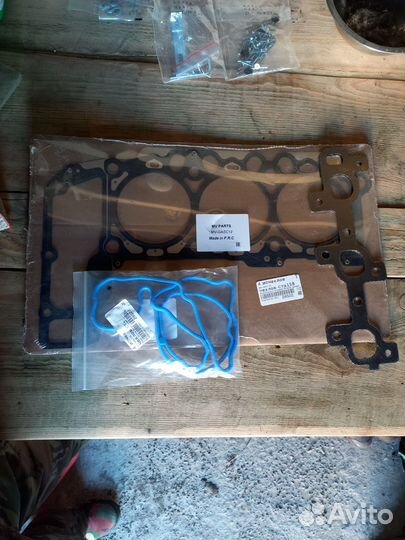 Прокладки ГБЦ левая jeep cherokee KJ 3,7