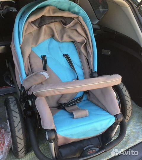 Прогулочная коляска