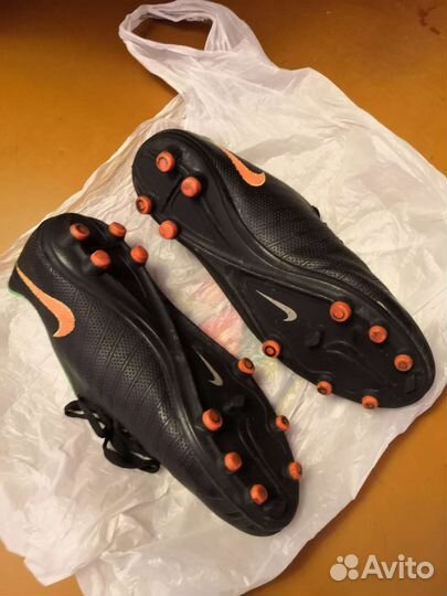 Футбольные бутсы 42-43 размер