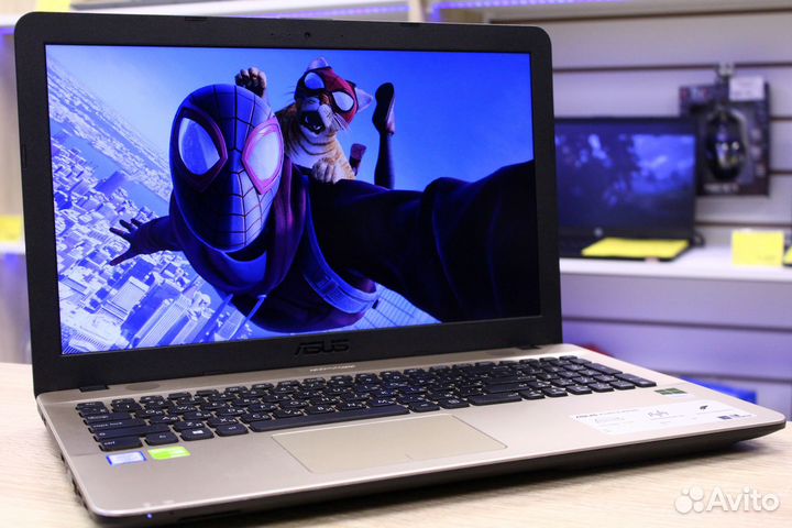 Ноутбук Asus \ Core i7 \ Nvidia GeForce \ SSD \ 8G